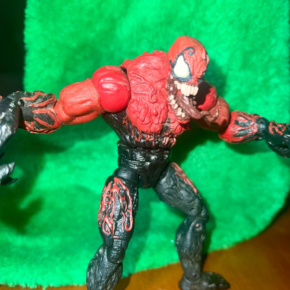 Toxin (2006) Amazing Spider-man Symbiote Blast figure